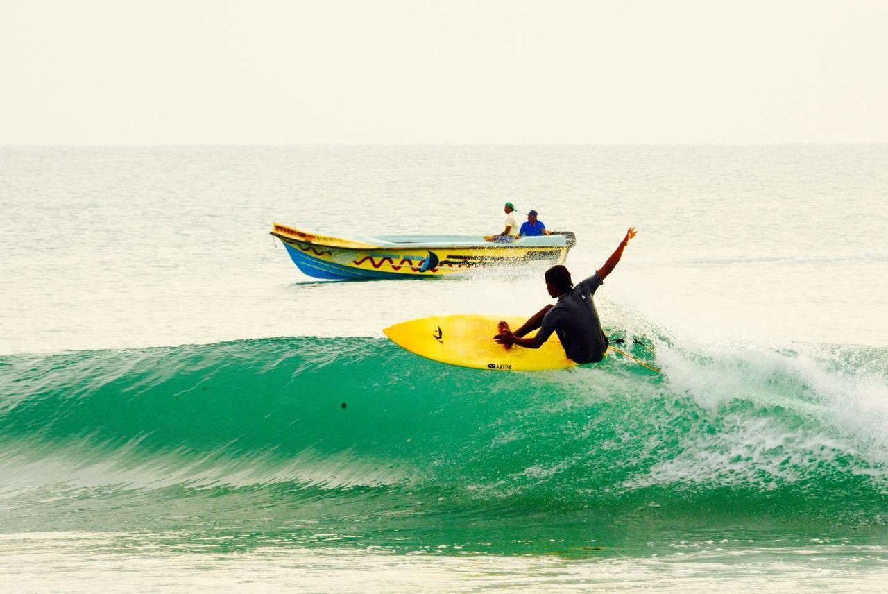 Whisky Point Surf Cabana 阿鲁甘湾 外观 照片